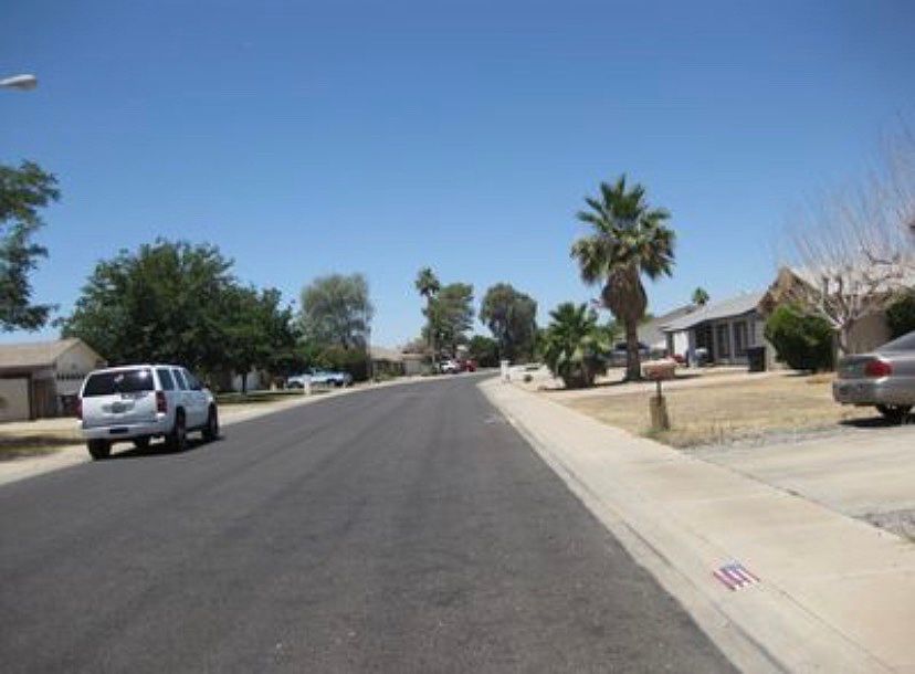 7115 W Vogel Ave photo 2