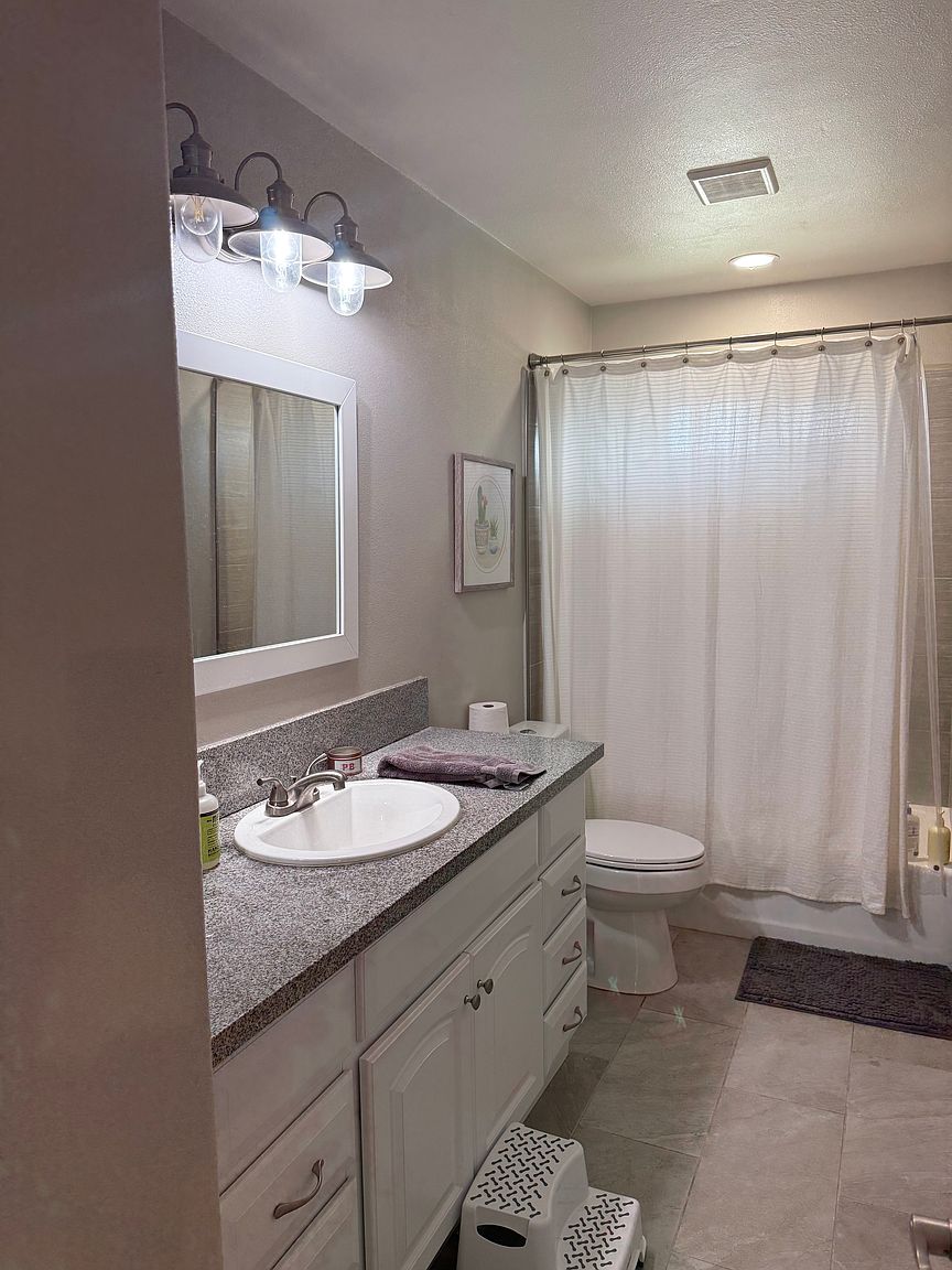 429 Bandini Pl photo 4