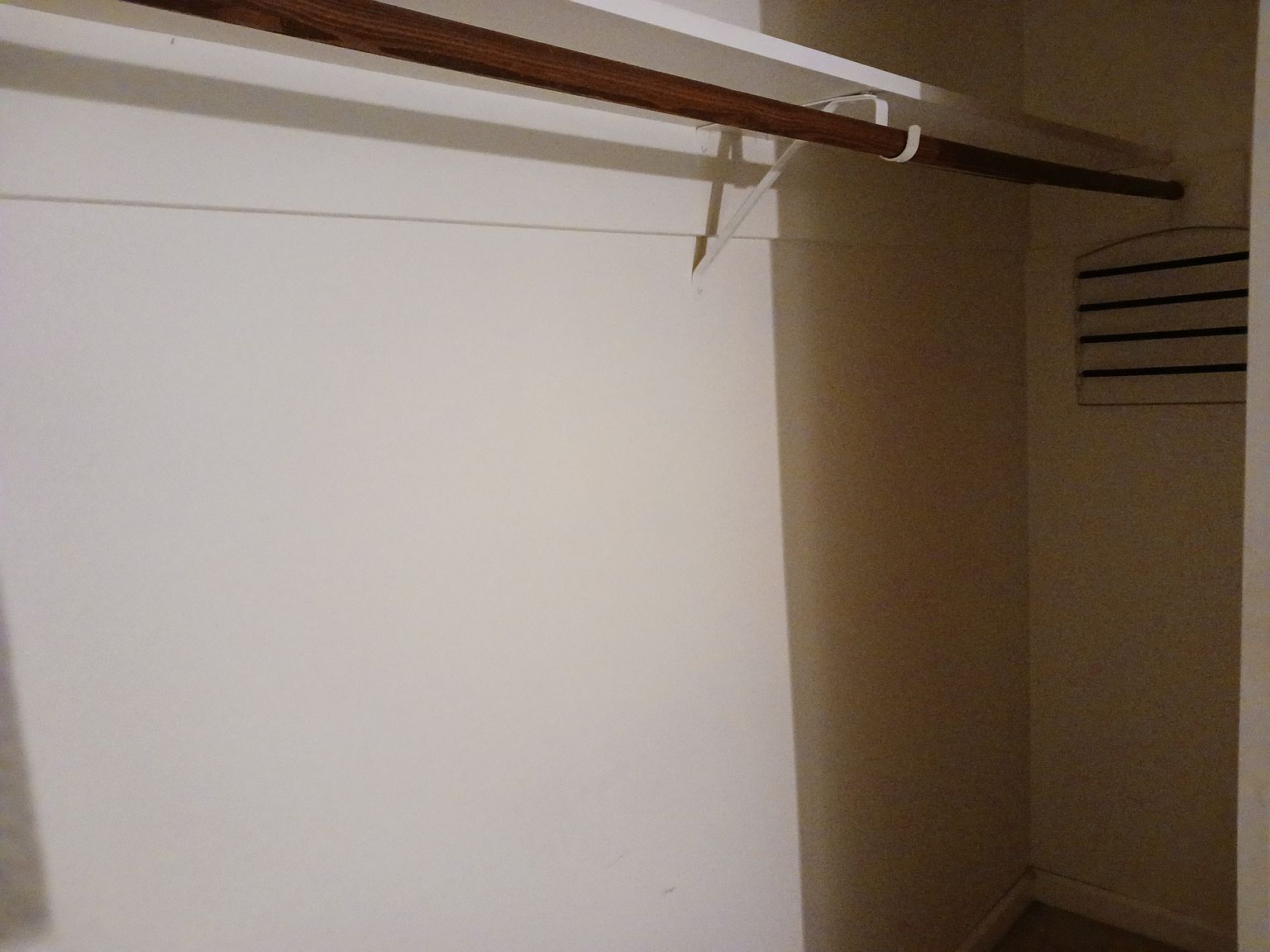 101 Hagar Ct photo 2