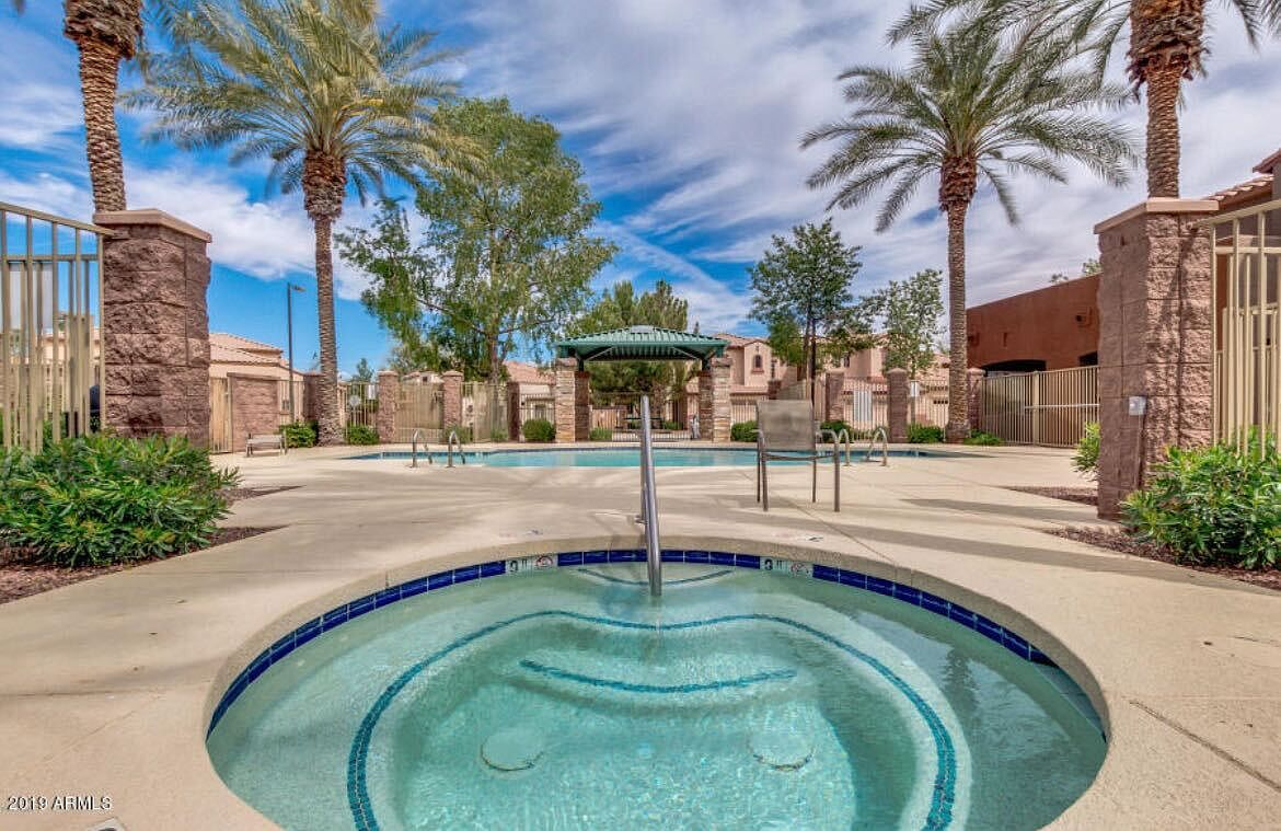 1204 S Roger Way photo 5