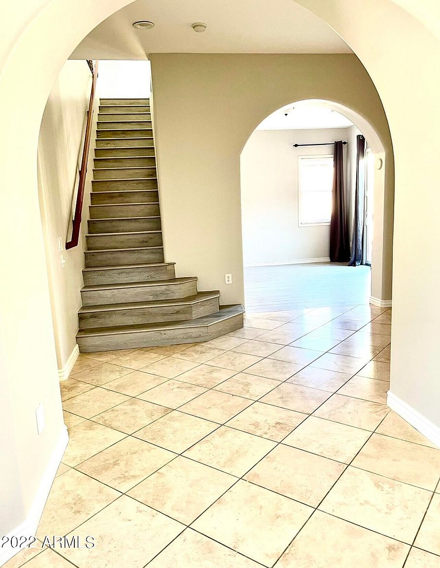 2289 E Aster Dr photo 5
