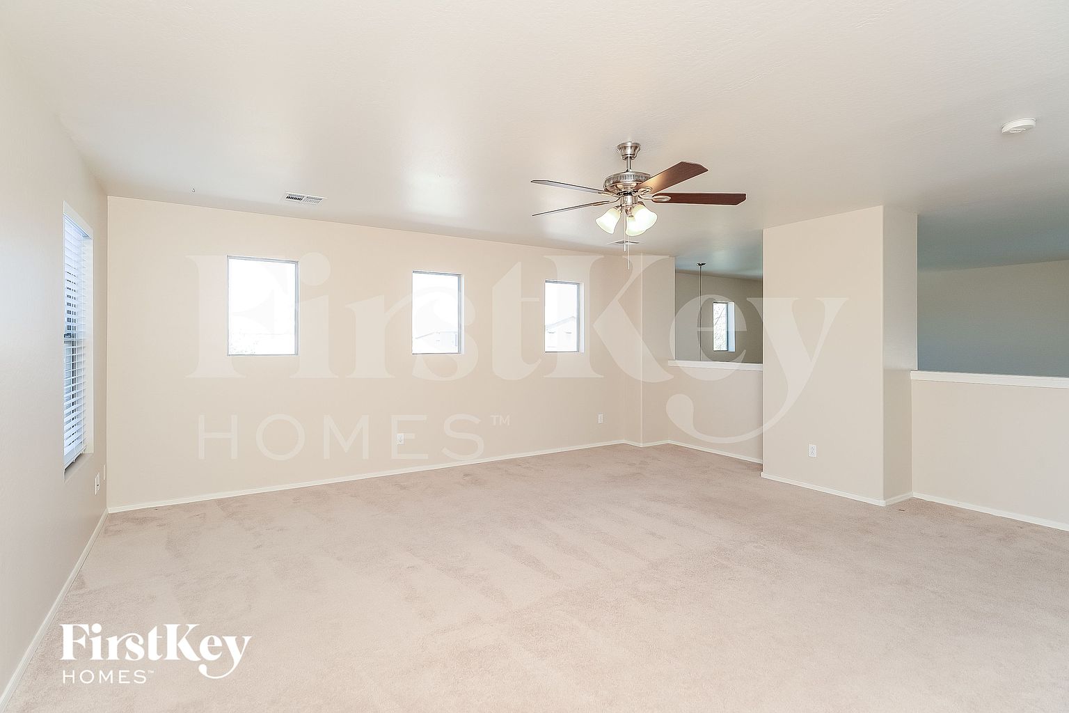 239 E Saddle Way San Tan Valley, AZ 85143 photo 4