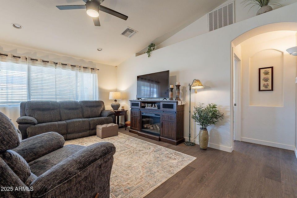960 W Inca Dr photo 3