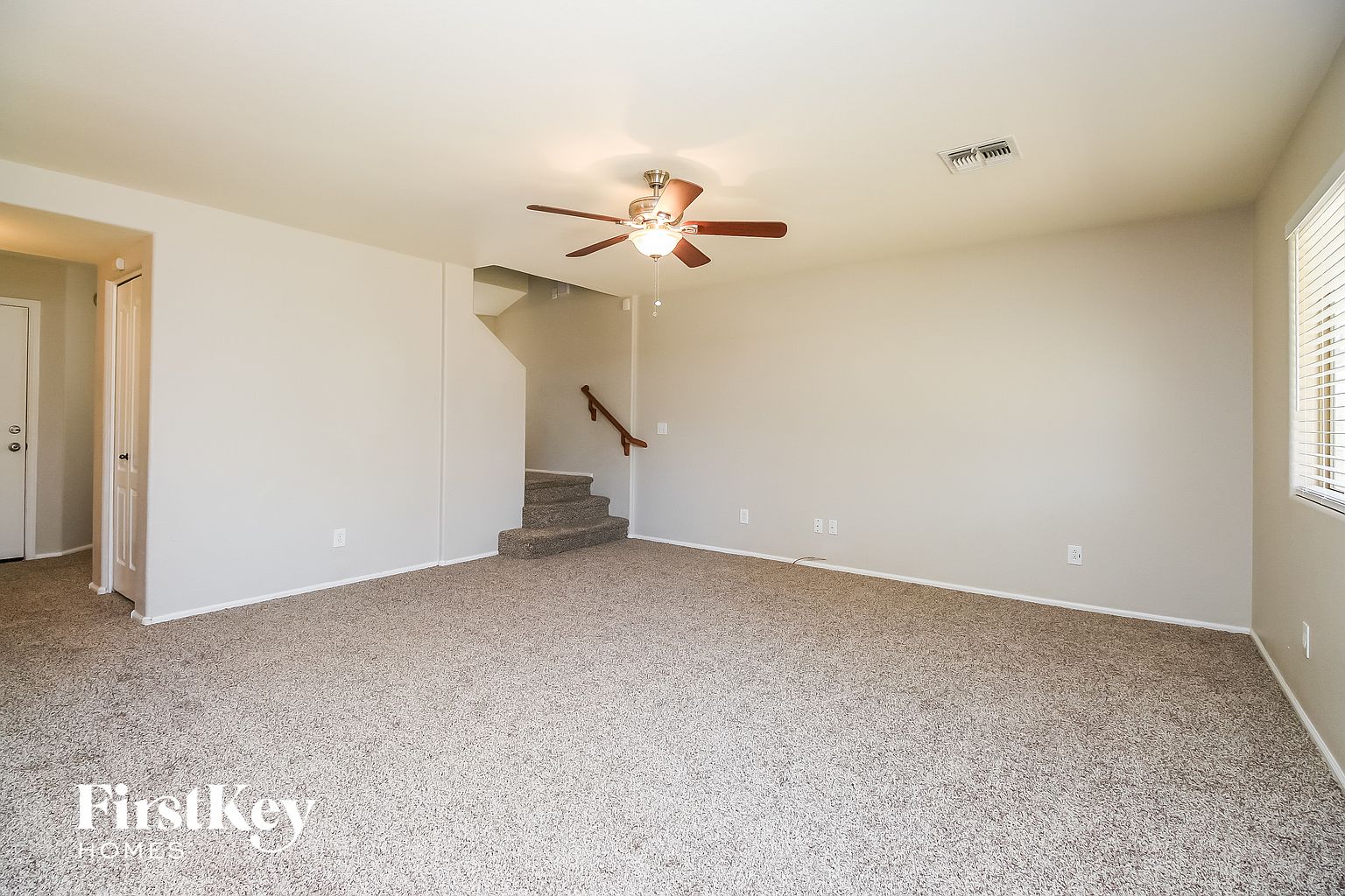 313 W Hereford Dr San Tan Valley, AZ 85143 photo 3