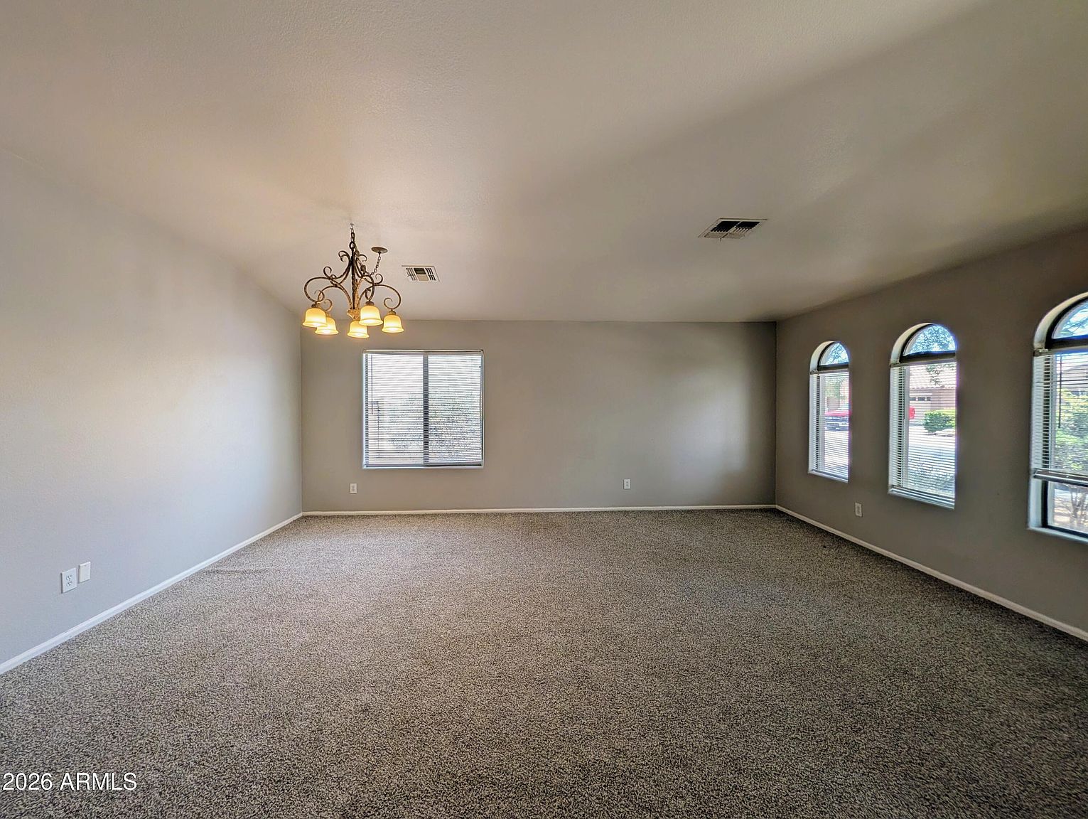 738 E Saddle Way San Tan Valley, AZ 85143 photo 5