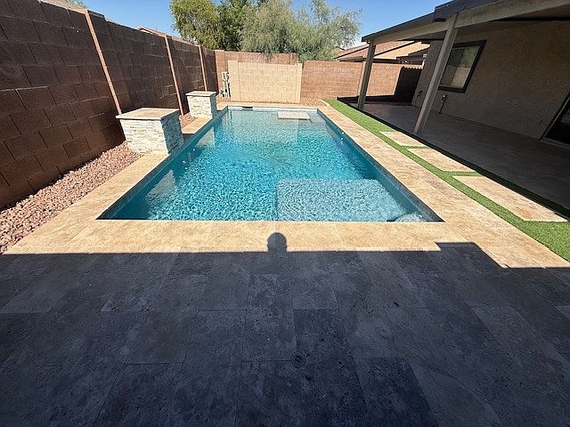 45008 W Miramar Rd photo 4