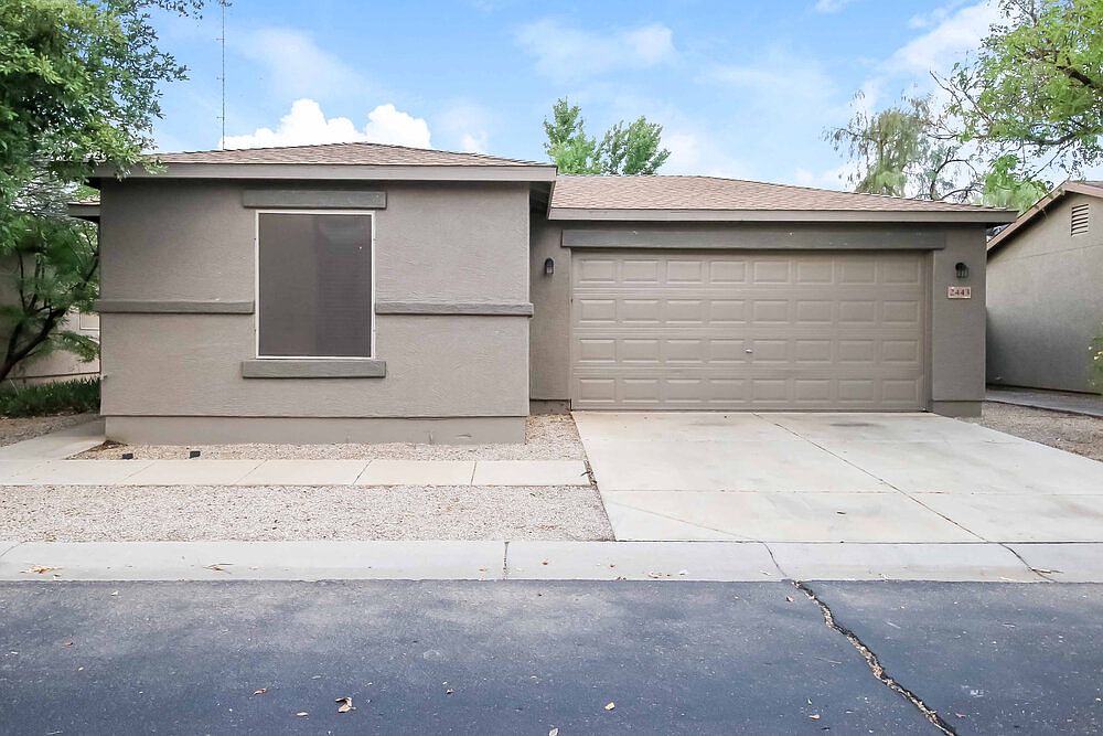 2443 E Meadow Mist Ln photo 2