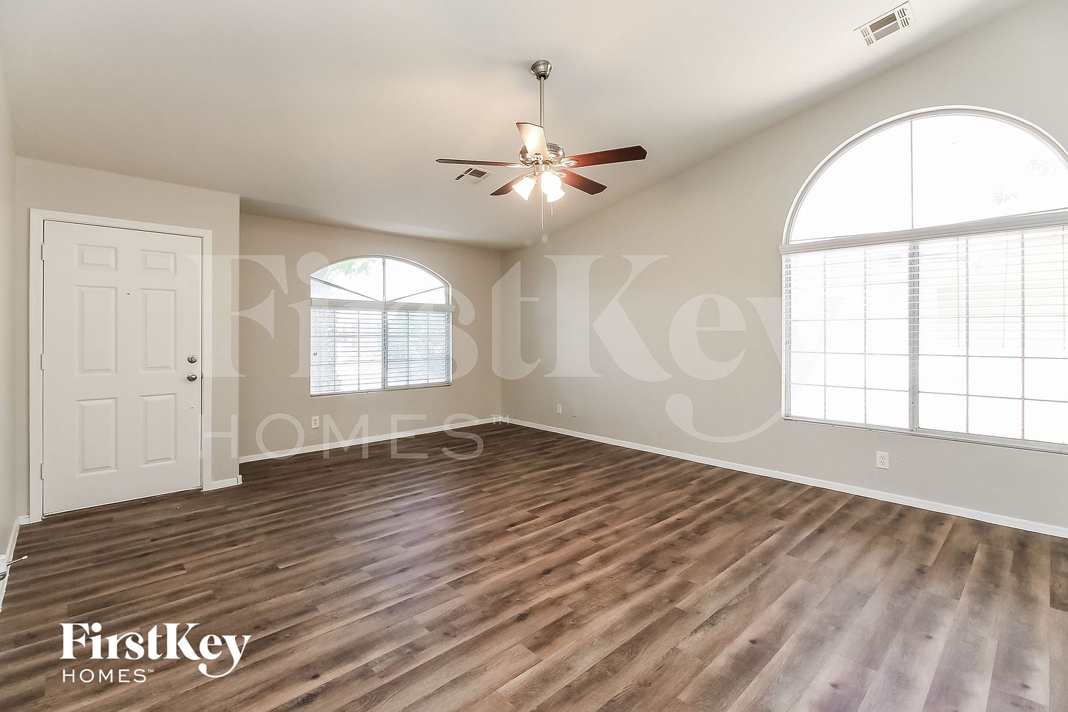 4082 E Meadow Lark Way San Tan Valley, AZ 85140 photo 2
