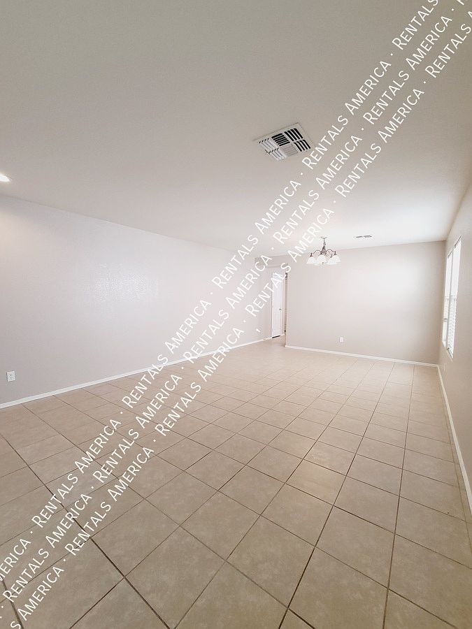 776 E Cowboy Cove Trail San Tan Valley, AZ 85143 photo 5