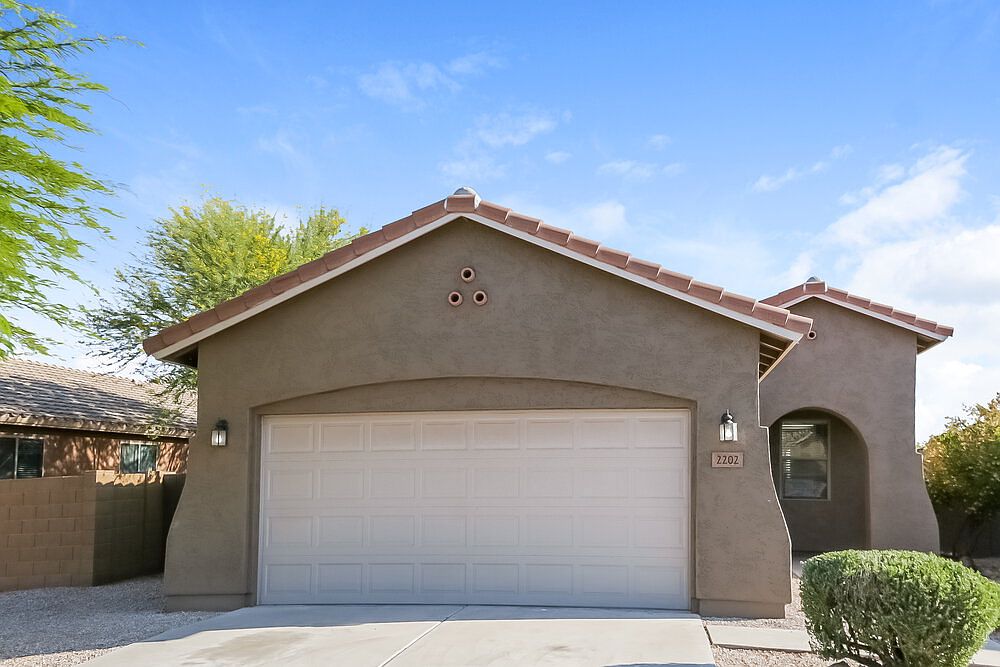 2202 W Gold Dust Ave San Tan Valley, AZ 85142 photo 3