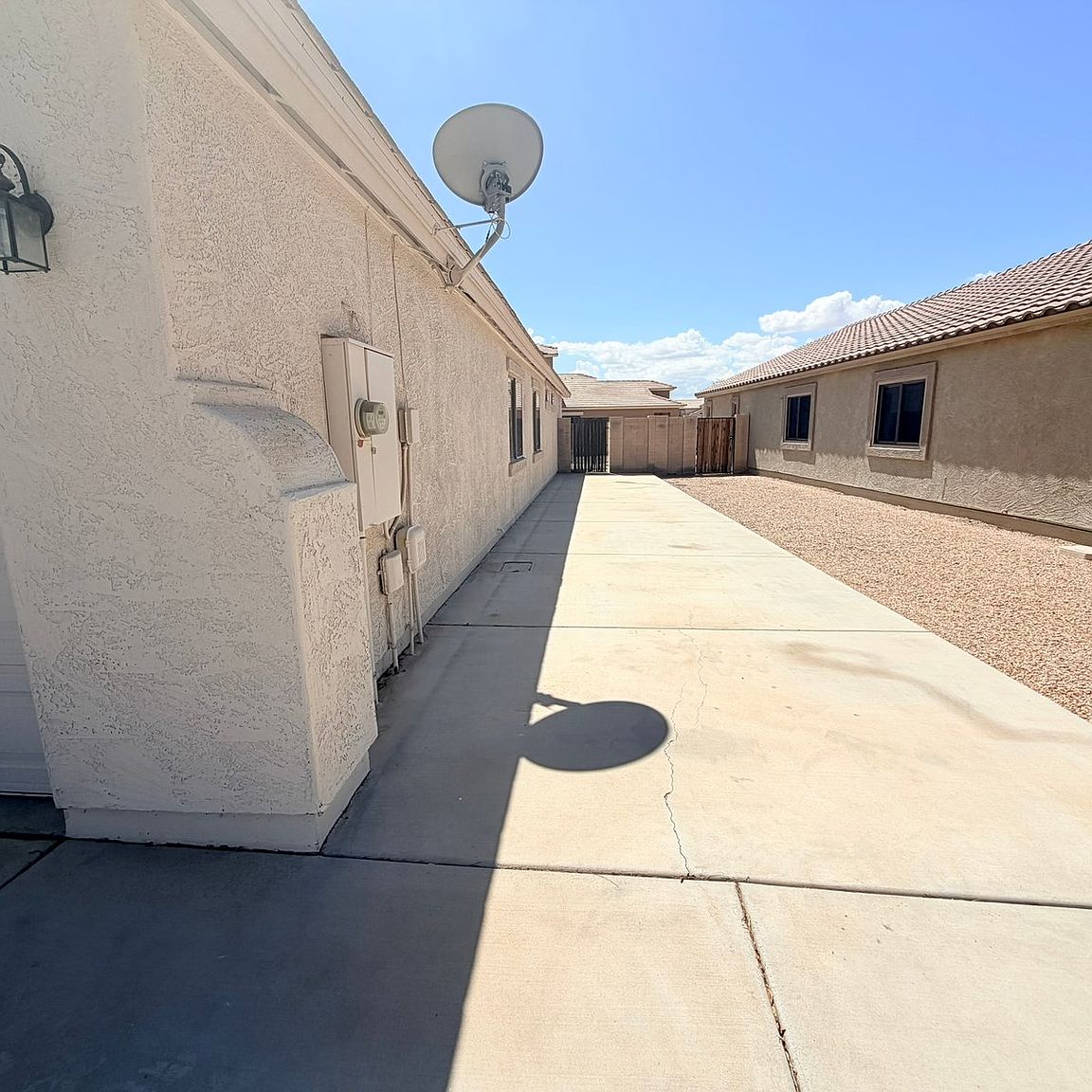 43845 W Arizona Ave photo 3