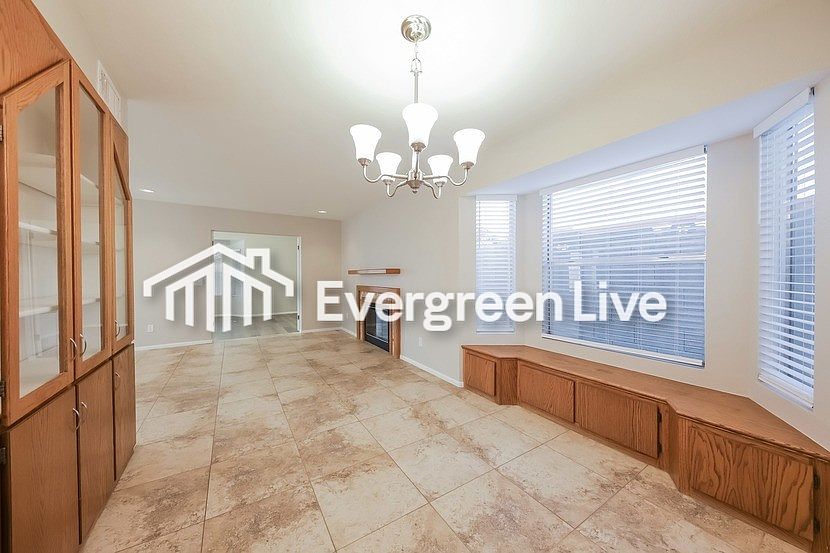903 E Escuda Dr photo 4