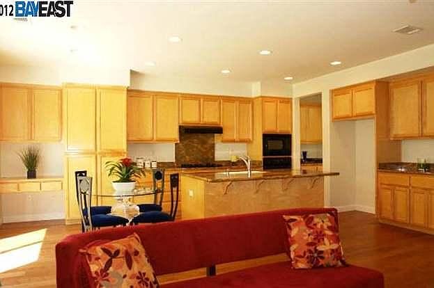 3163 Ashbrook Ln photo 2