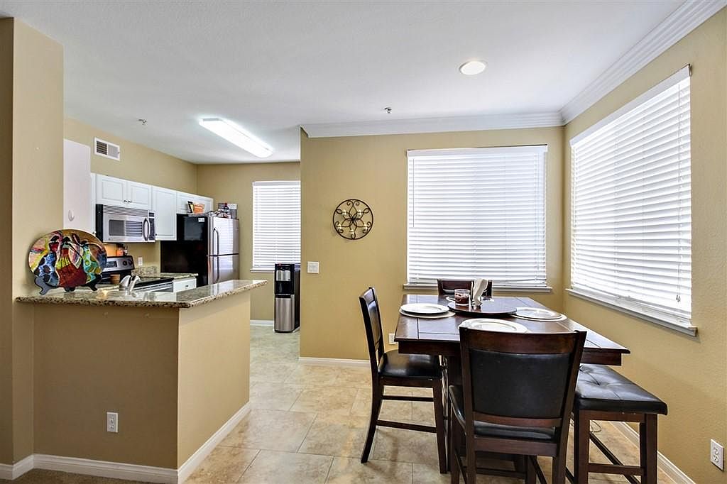 2258 Gill Village Way photo 5