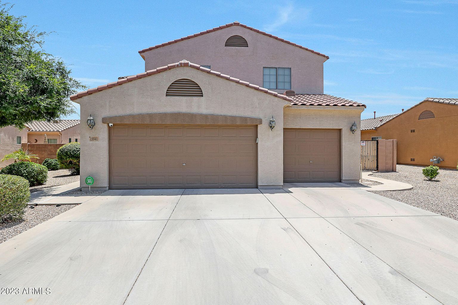 15941 W Mauna Loa Ln Surprise, AZ 85379 photo 3