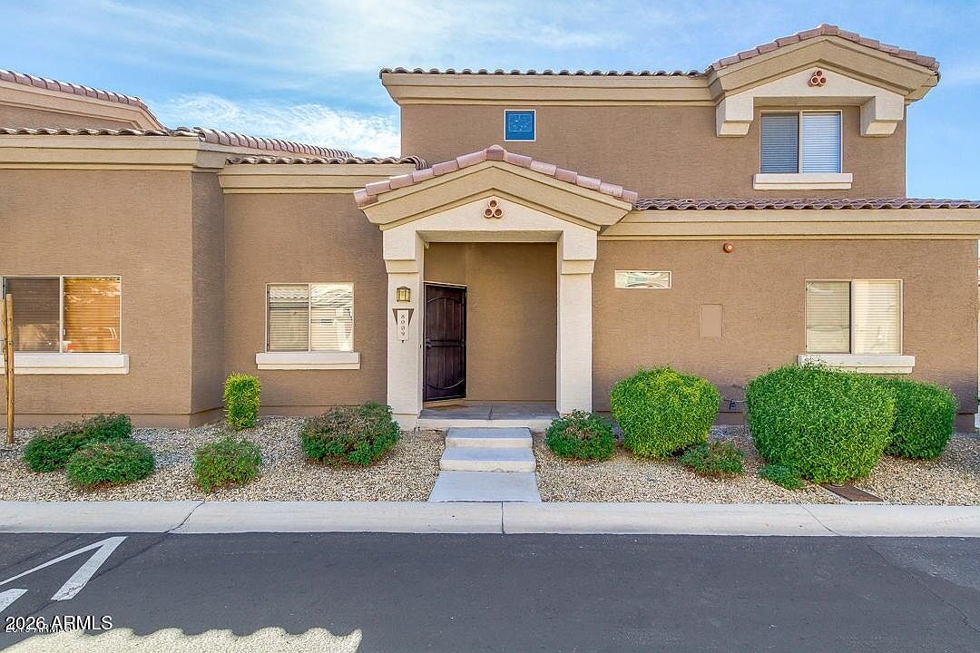 8009 W Beck Ln