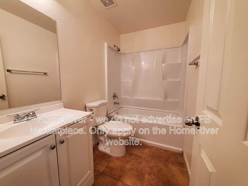 8504 W Jocelyn Ter photo 5