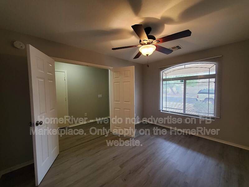 8504 W Jocelyn Ter photo 4