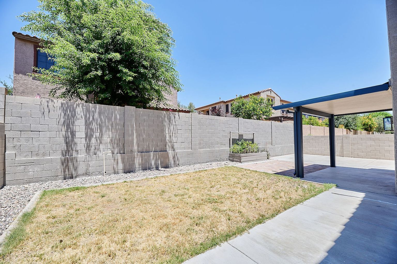 2340 W Dusty Wren Dr photo 5