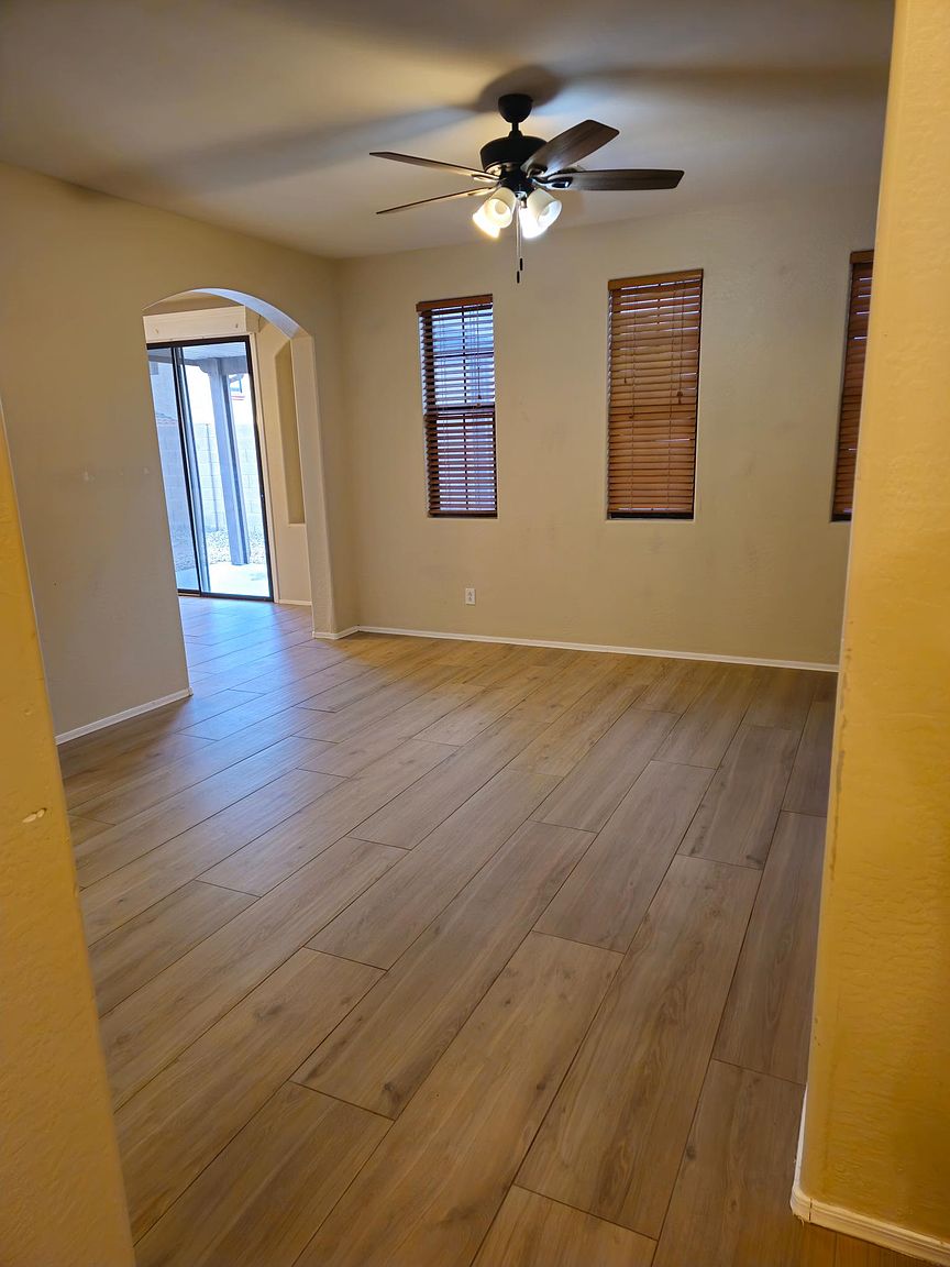 2407 W Jake Haven Phoenix, AZ 85085 photo 5