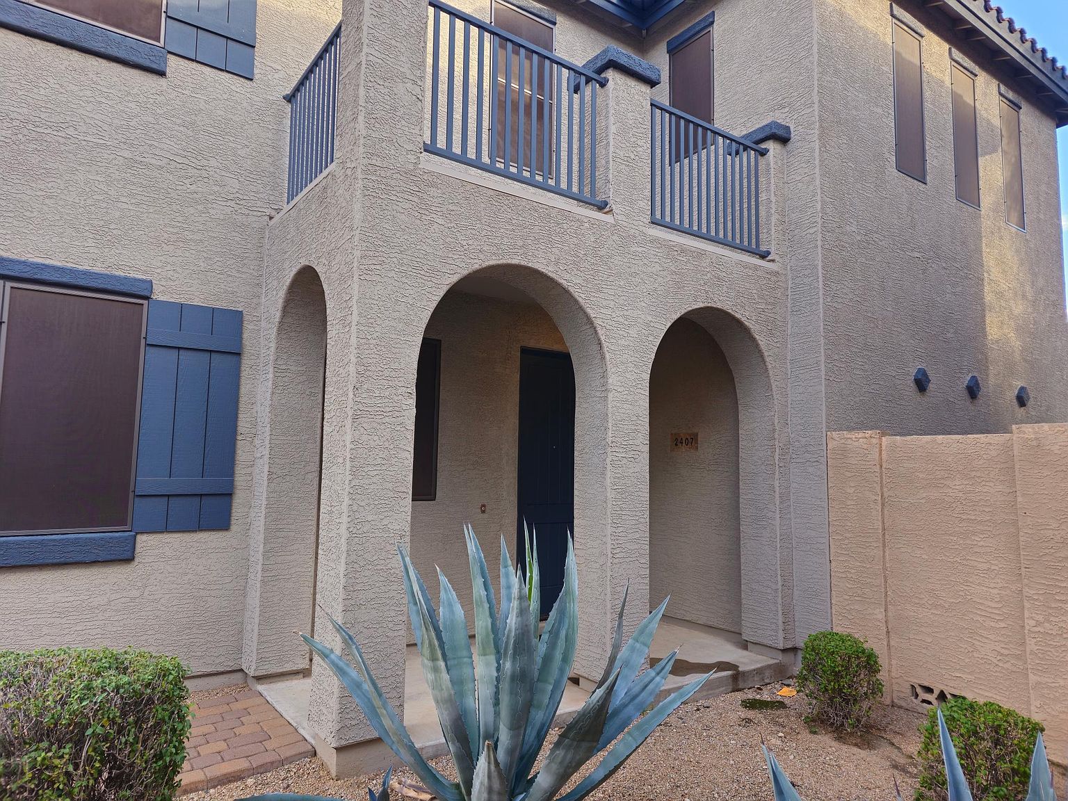 2407 W Jake Haven Phoenix, AZ 85085 photo 3