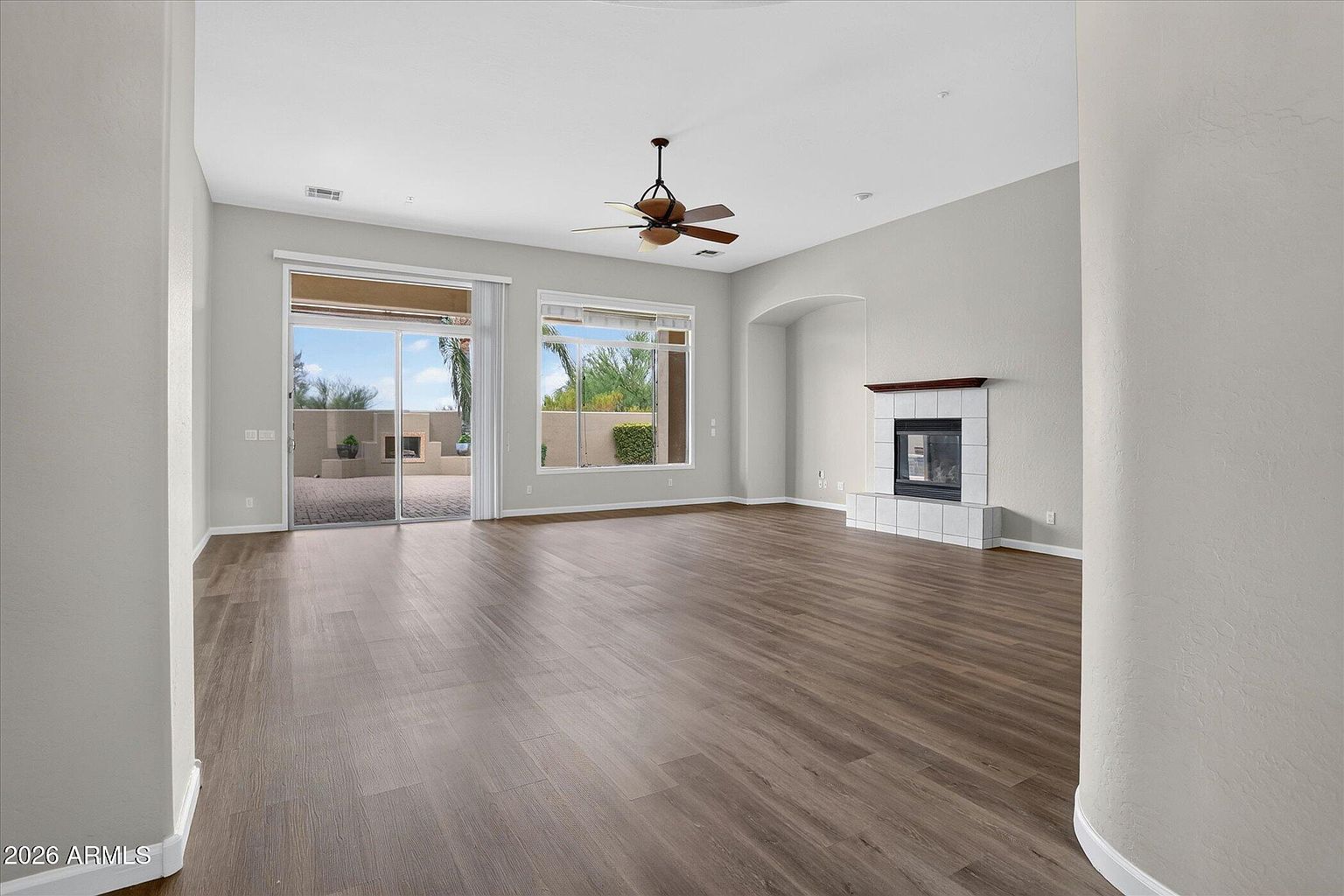 30382 N 72nd Pl Scottsdale, AZ 85266 photo 4