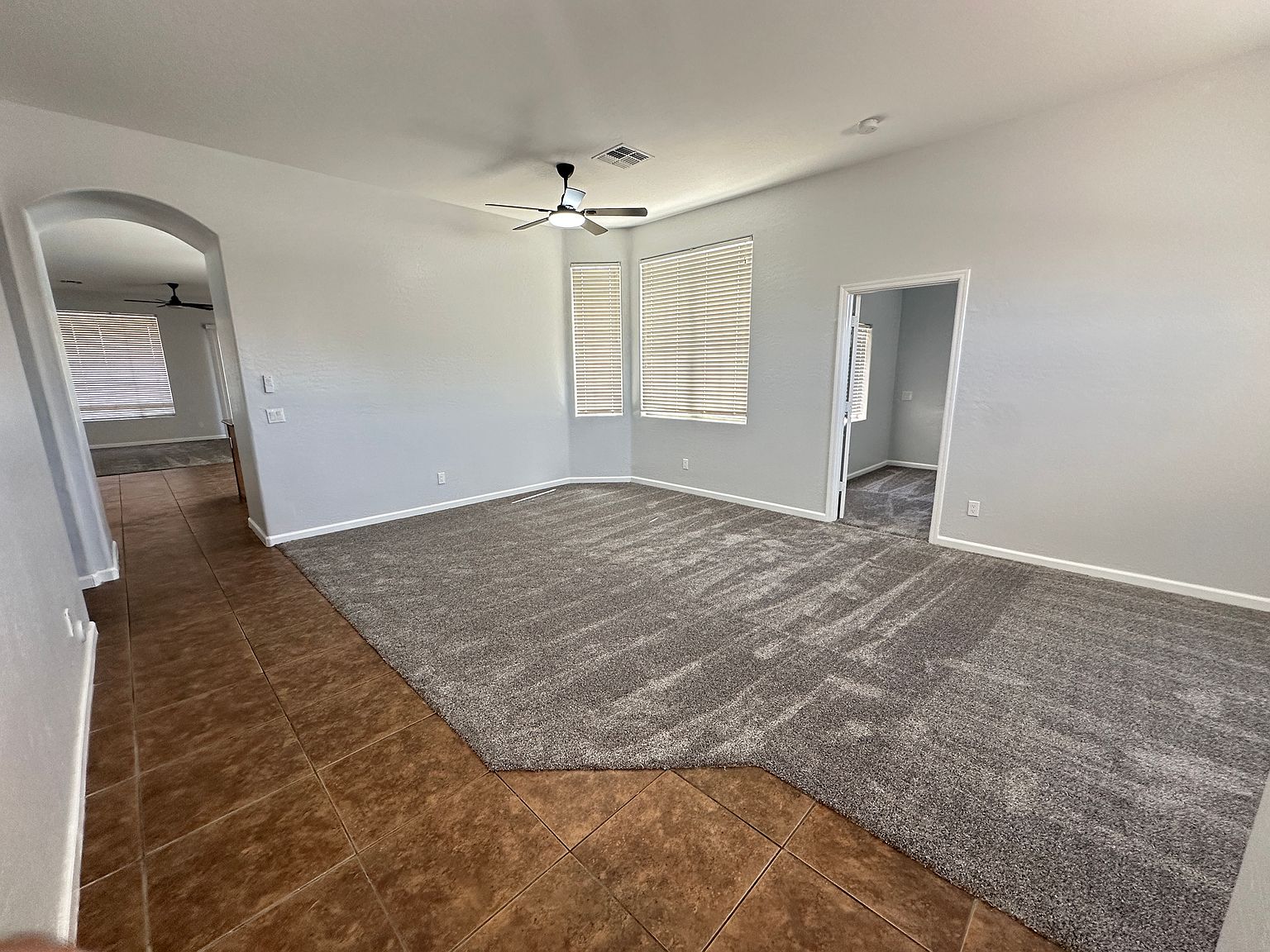 791 E Powell Way photo 4