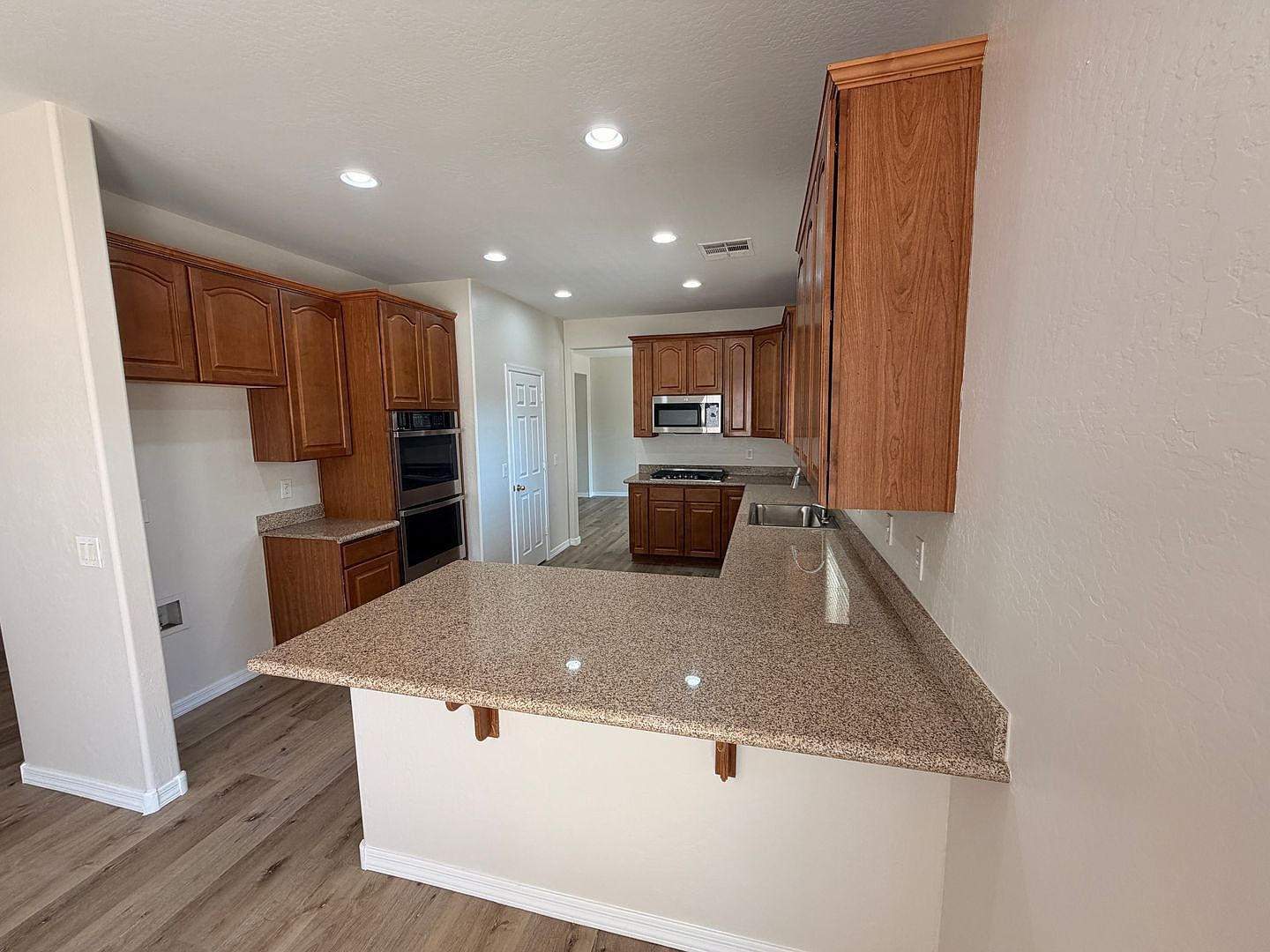 15727 N 172nd Ln Surprise, AZ 85388 photo 4