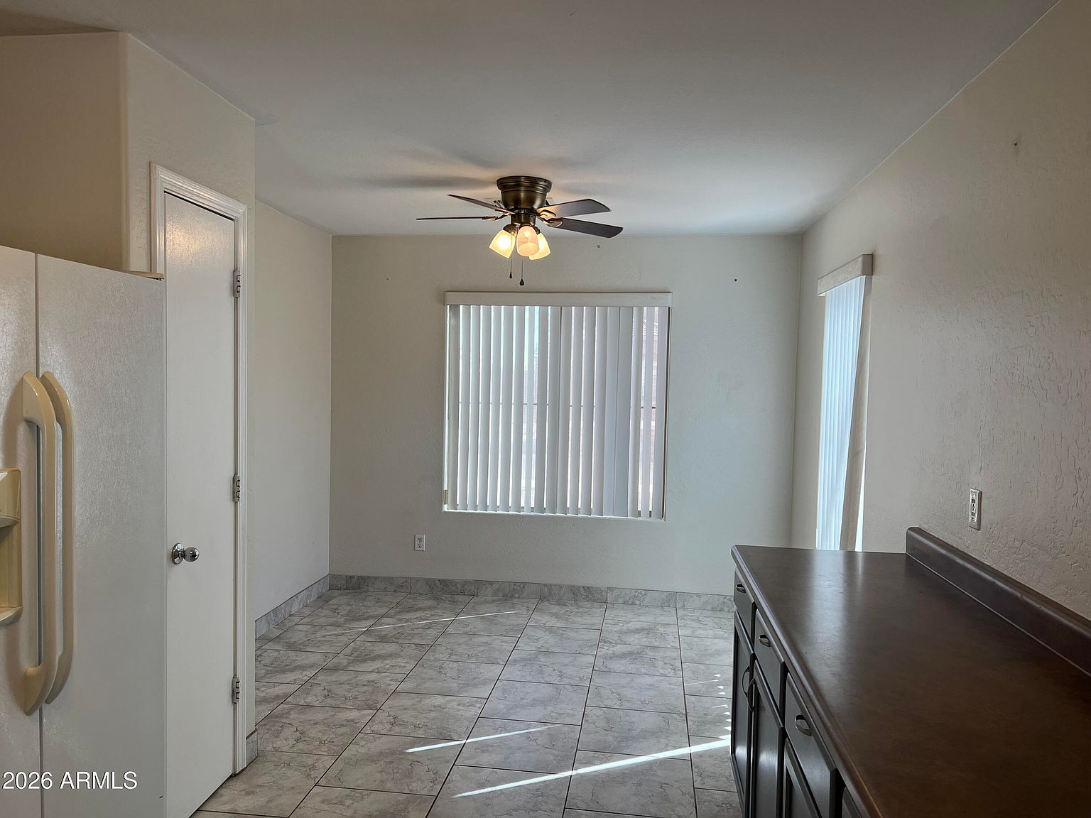 25822 W Satellite Ln photo 4