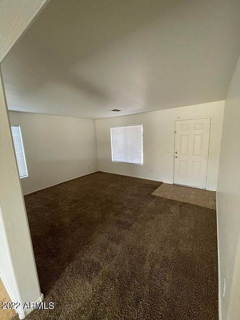 25881 West North Star Place, Buckeye, AZ 85326 photo 5