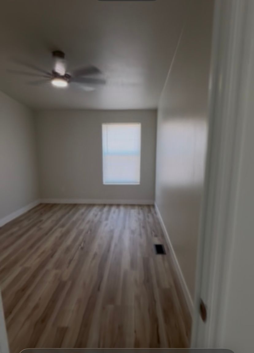 42207 W Solano Dr photo 3