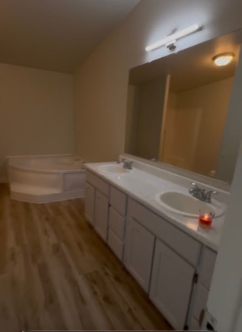 42207 W Solano Dr photo 4