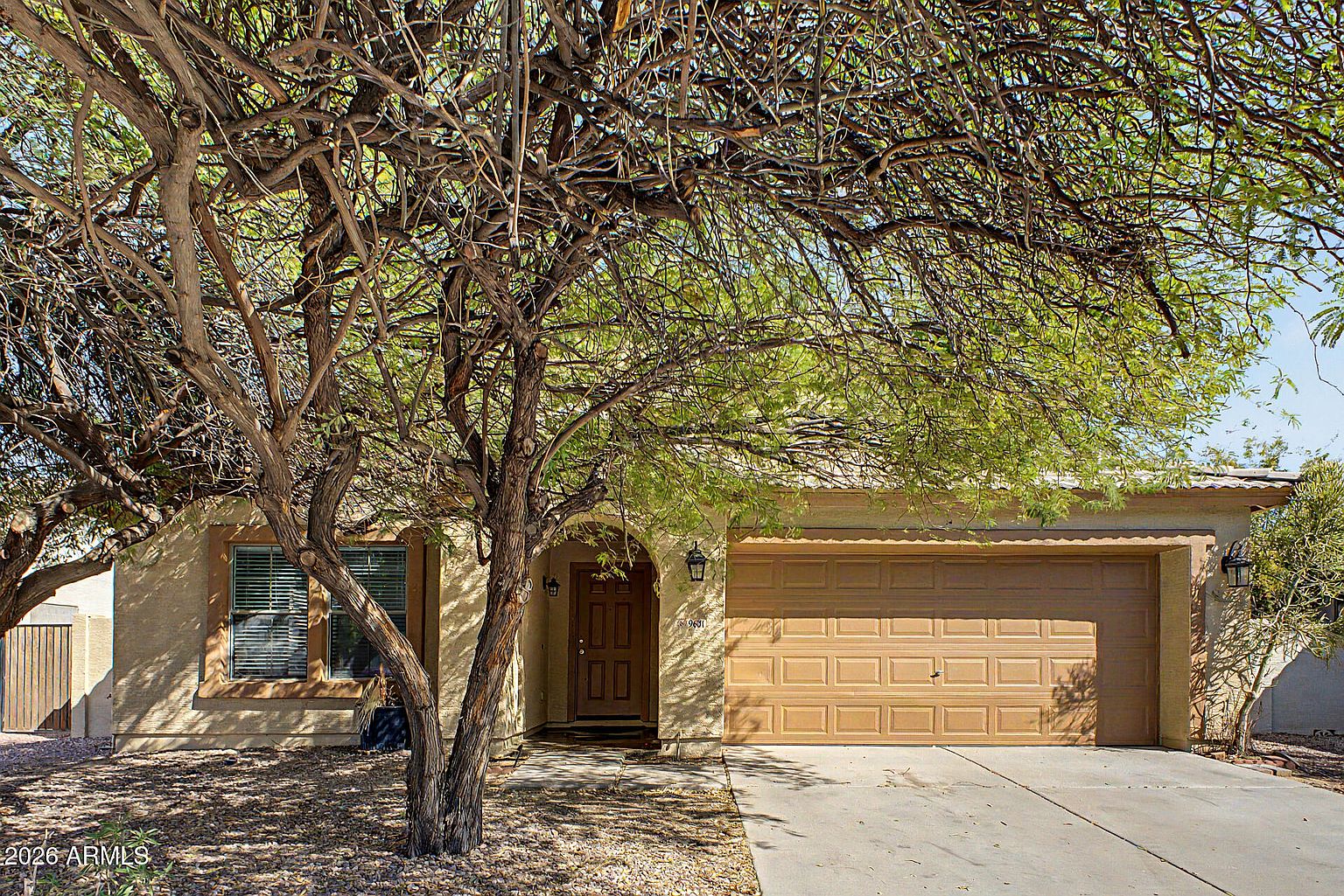 9631 W Kirby Ave photo 3