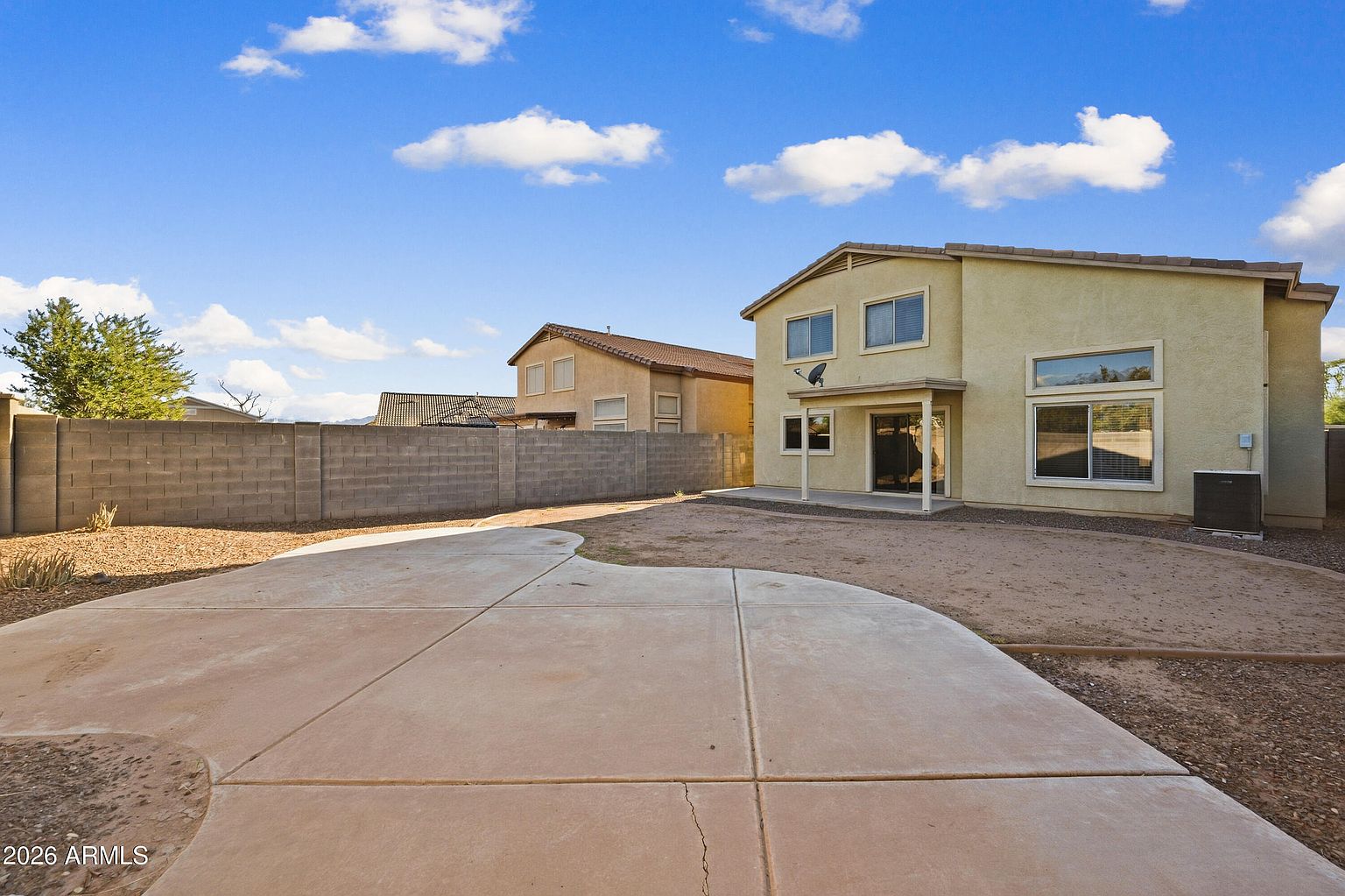 5613 S 51st Dr photo 5