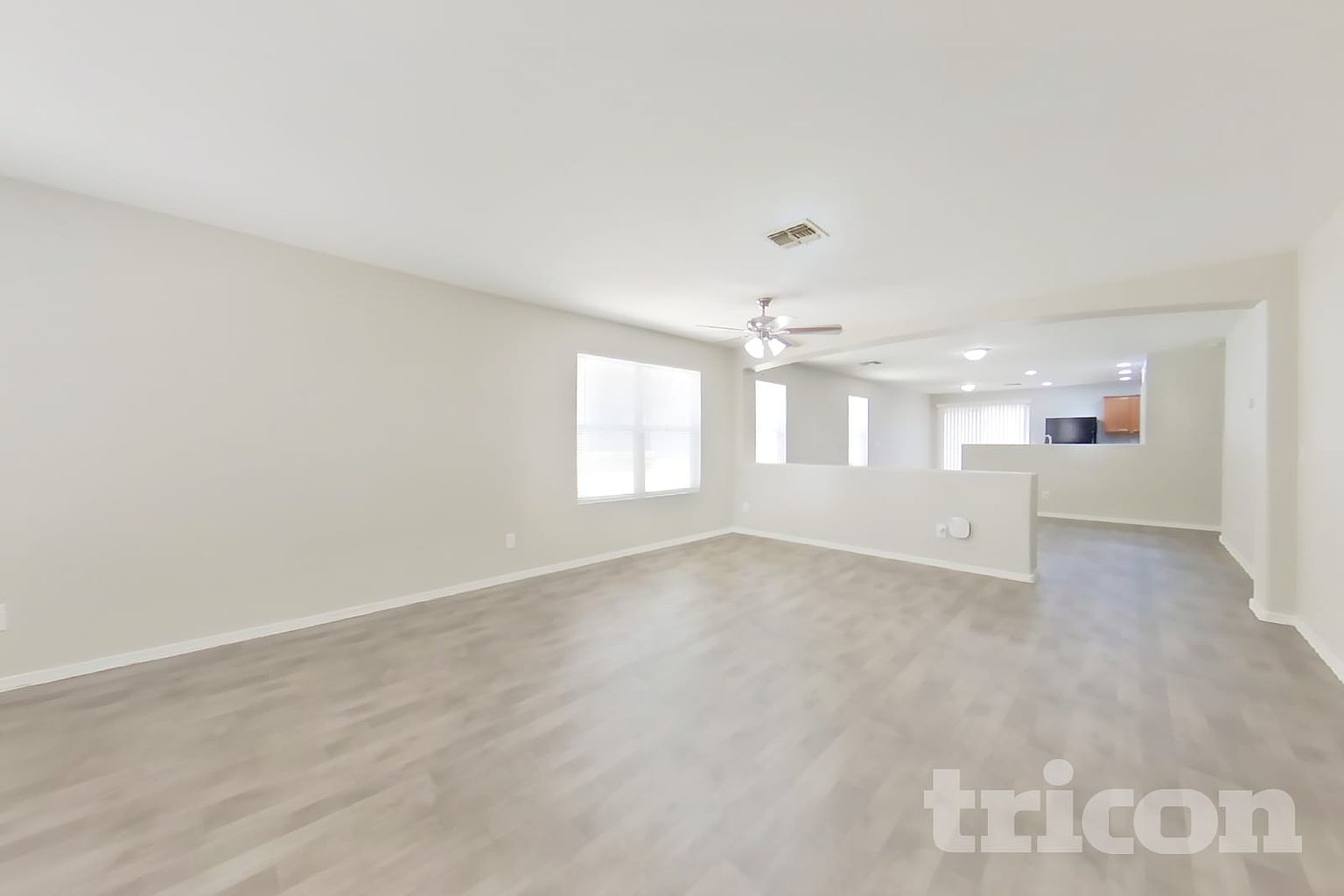 5013 S 24th Ave Phoenix, AZ 85041 photo 5