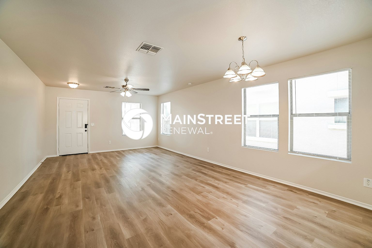 2420 W Roeser Rd Phoenix, AZ 85041 photo 4