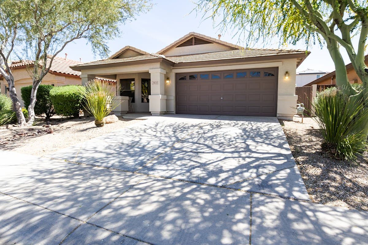 29223 N 22nd Ln Phoenix, AZ 85085 photo 2