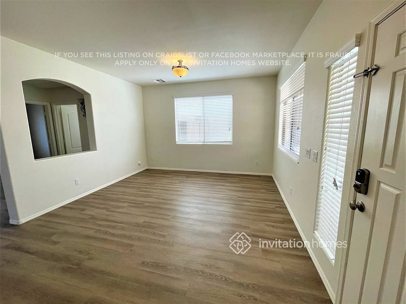 2226 W Dale Ln Phoenix, AZ 85085 photo 5