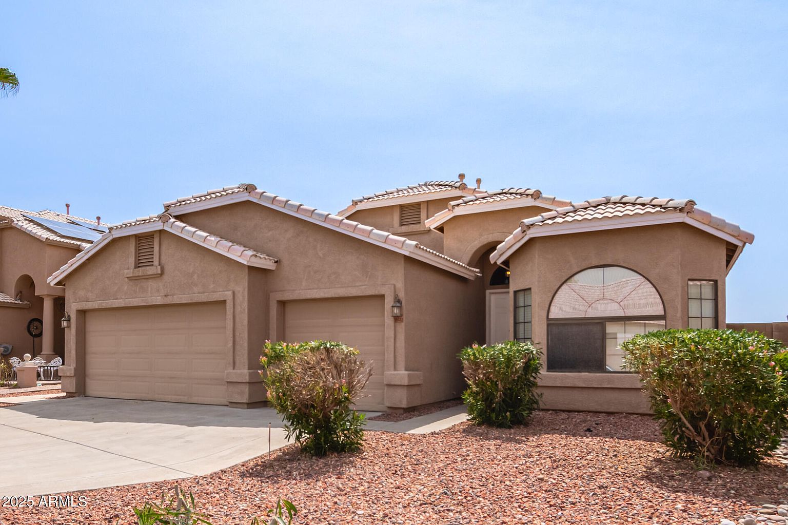 8632 S 10th Ln Phoenix, AZ 85041