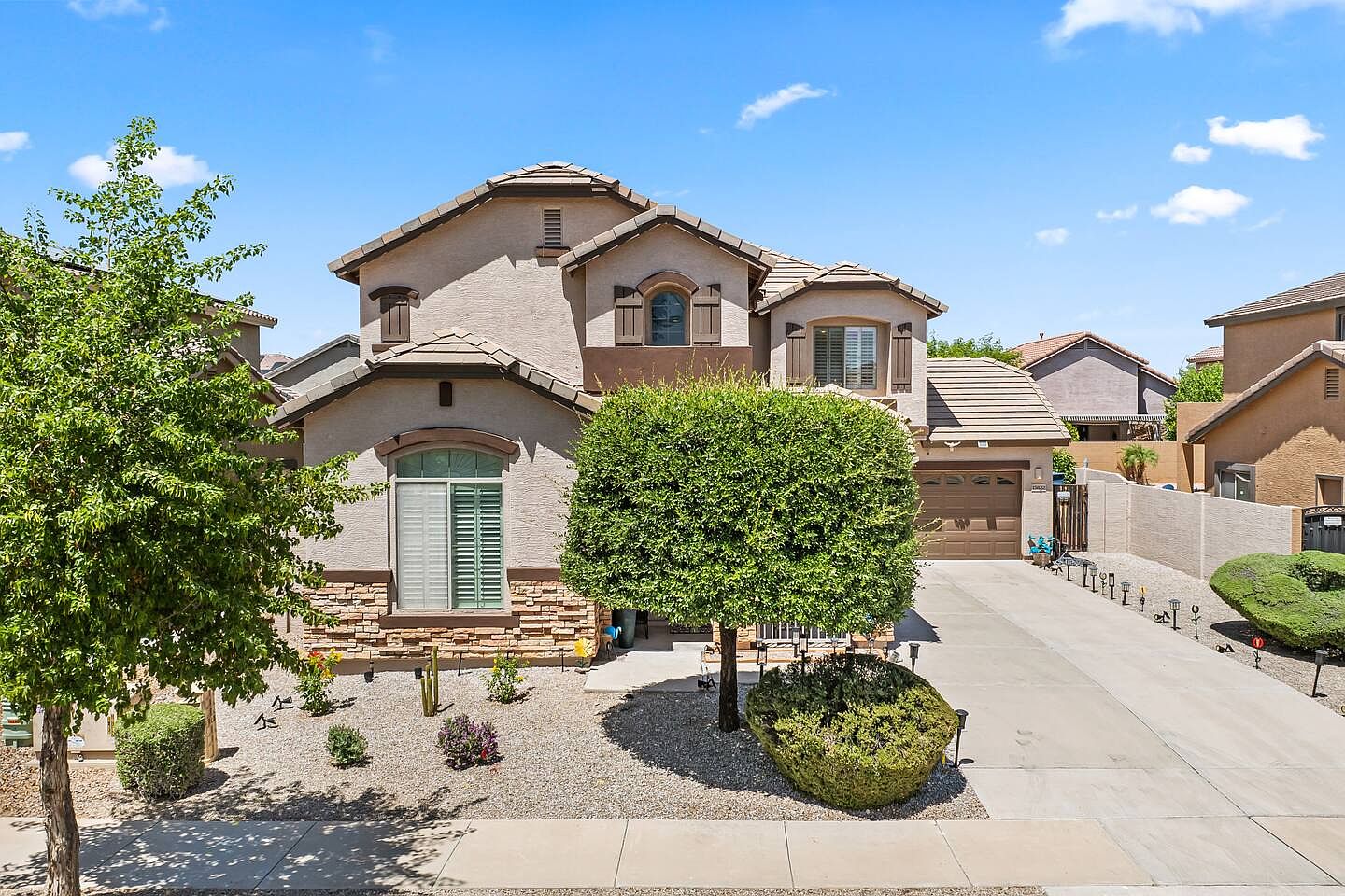 13632 W Acapulco Ln photo 2