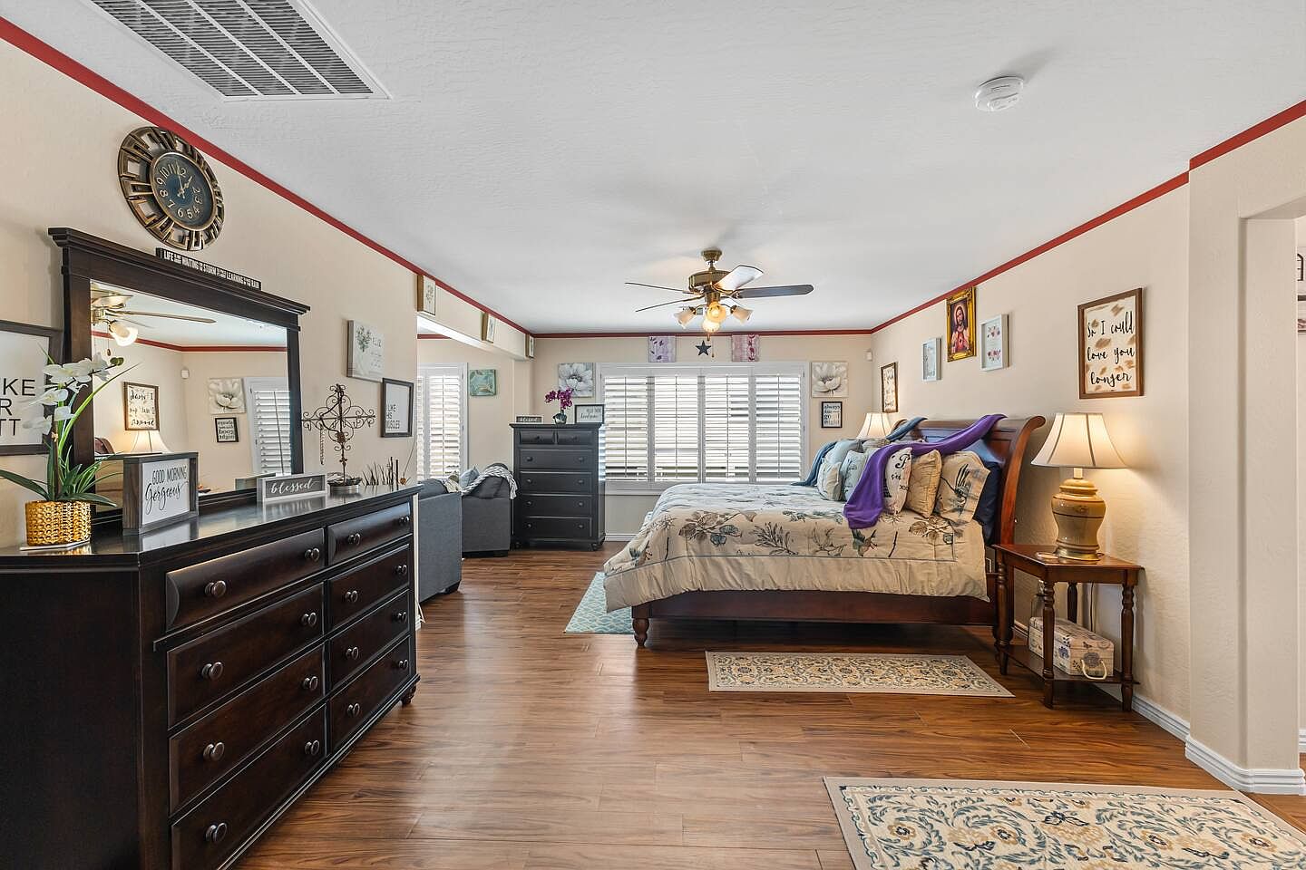 13632 W Acapulco Ln photo 3