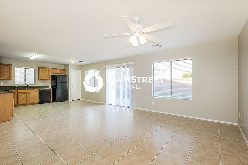 13000 W Lisbon Ln El Mirage, AZ 85335 photo 2