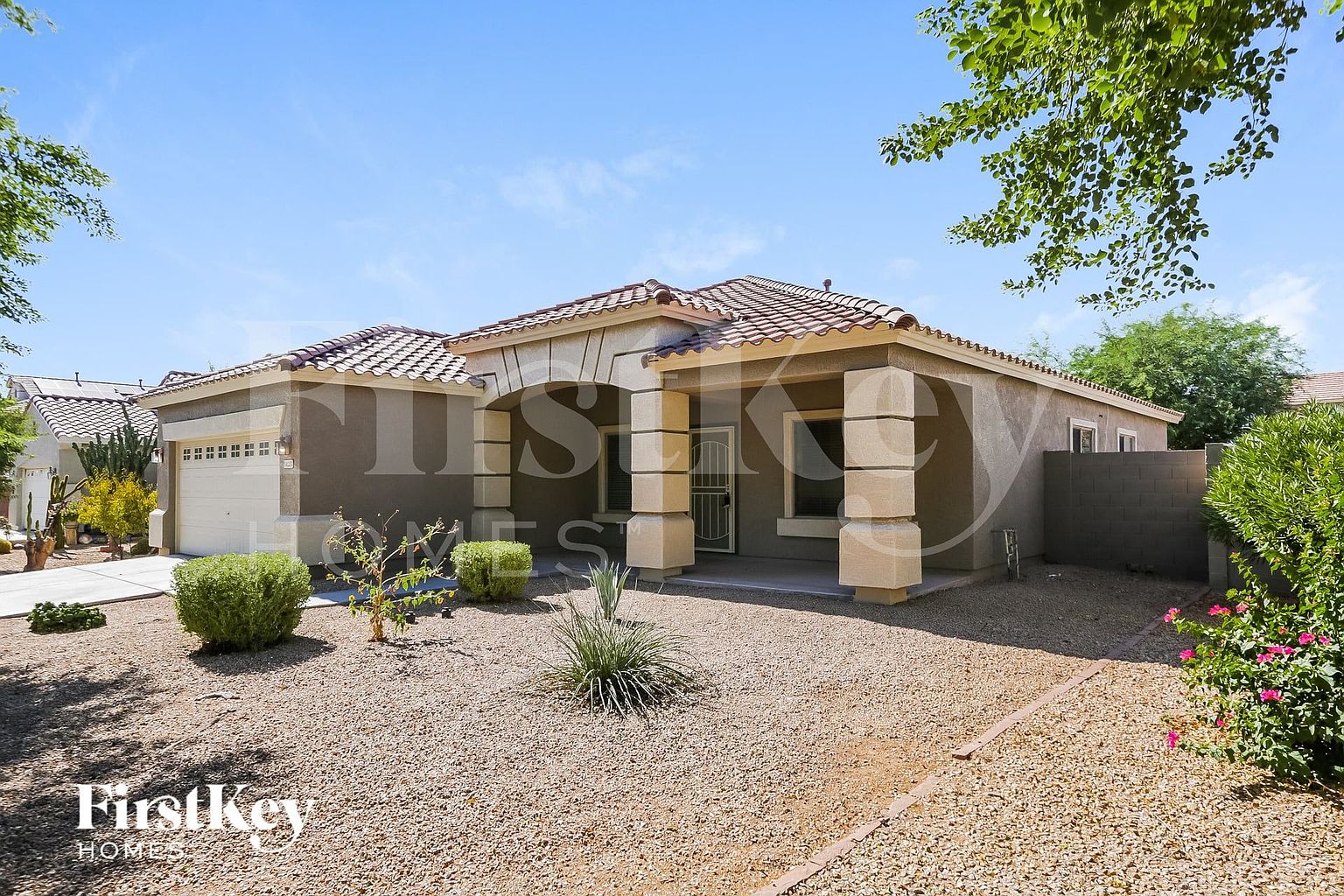 14251 W Crocus Dr photo 2