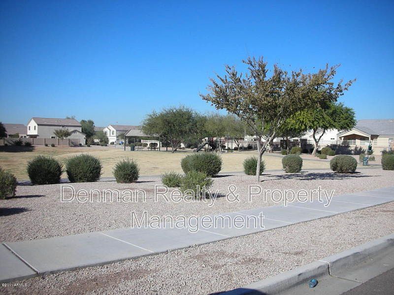 5725 S 32nd Ln Phoenix, AZ 85041 photo 4