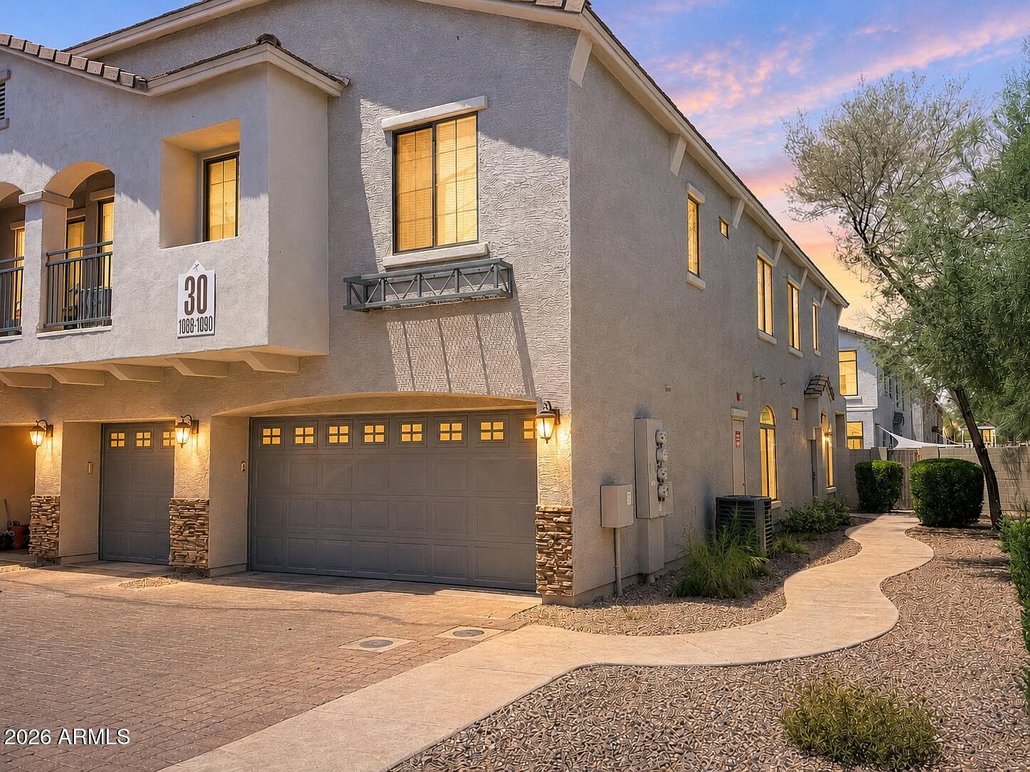 2150 E Bell Rd Phoenix, AZ 85022 photo 2