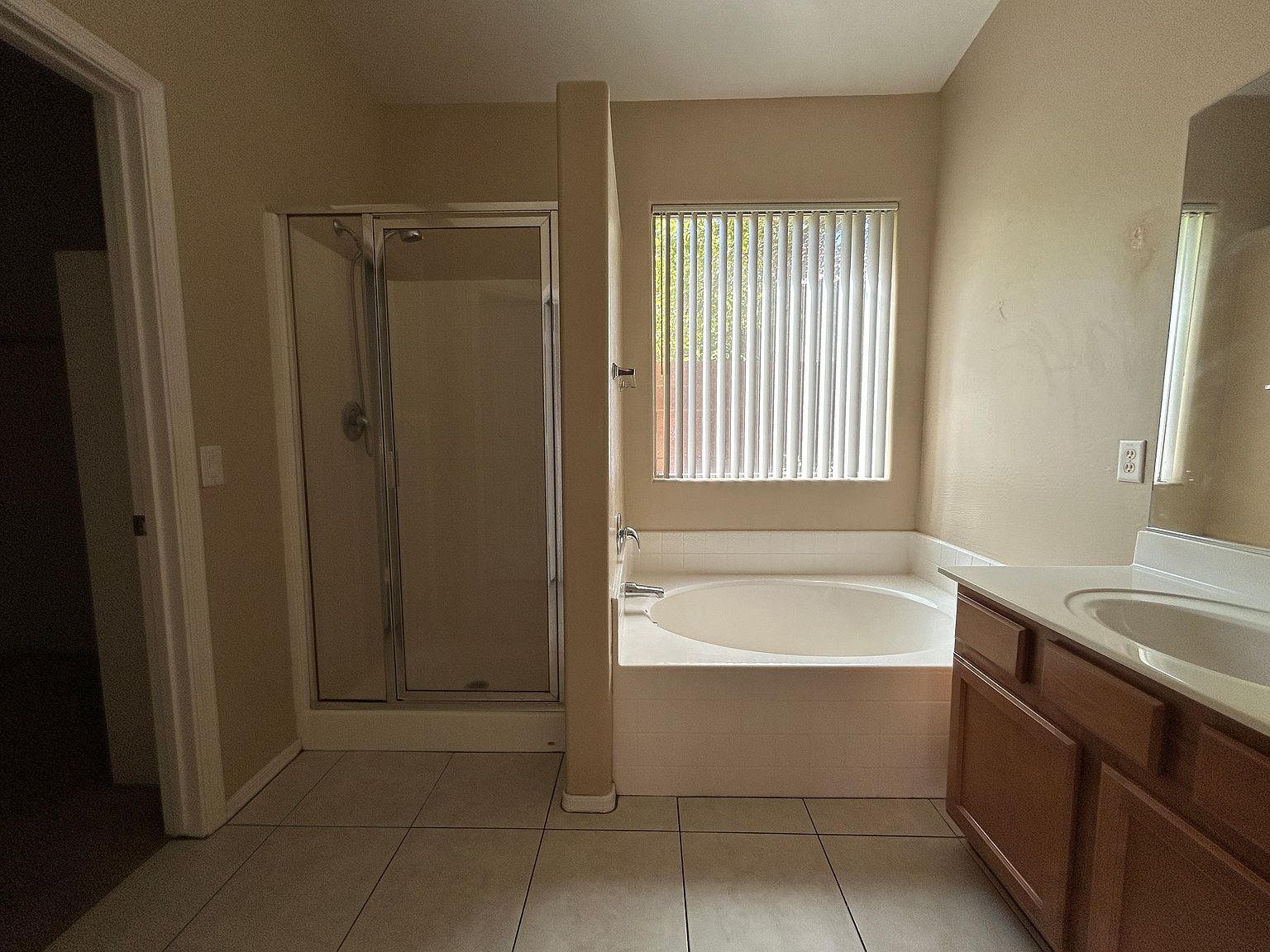 3869 S Coach House Dr photo 5