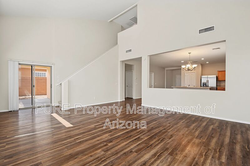 6943 S View Ln Gilbert, AZ 85298 photo 4
