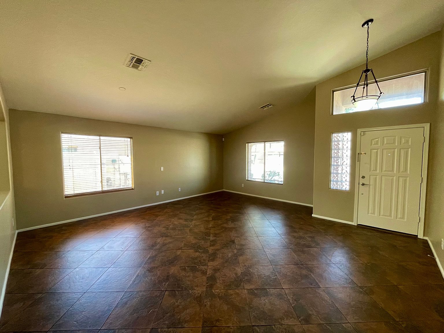 16143 W Hilton Ave photo 5