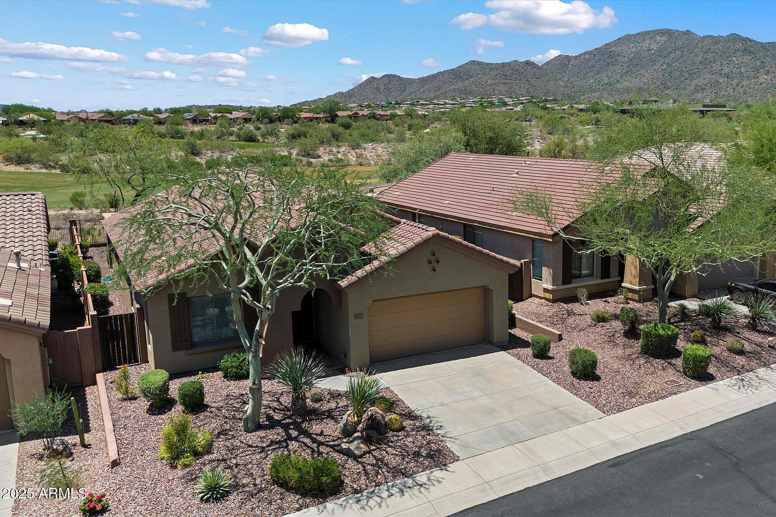 41112 N Prestancia Way Anthem, AZ 85086 photo 3