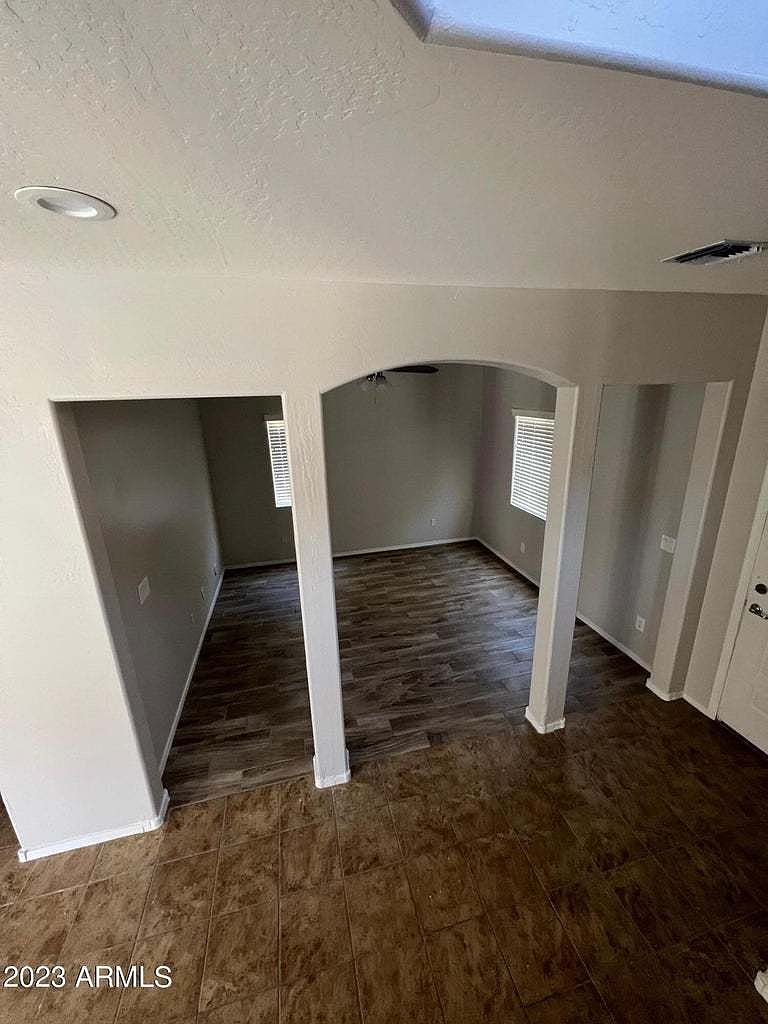 4661 E Laurel Ave Gilbert, AZ 85234 photo 2